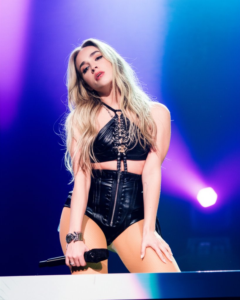 Sabrina Carpenter Teases Explicit New Album 'Man's Best Friend,' Warns 'Not for Pearl Clutchers