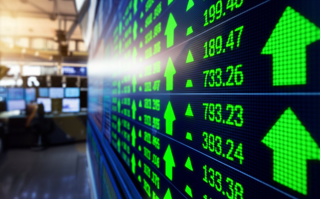 Global Markets Surge to Record Highs Driven by AI Hype Ahead of Crucial Fed Decision